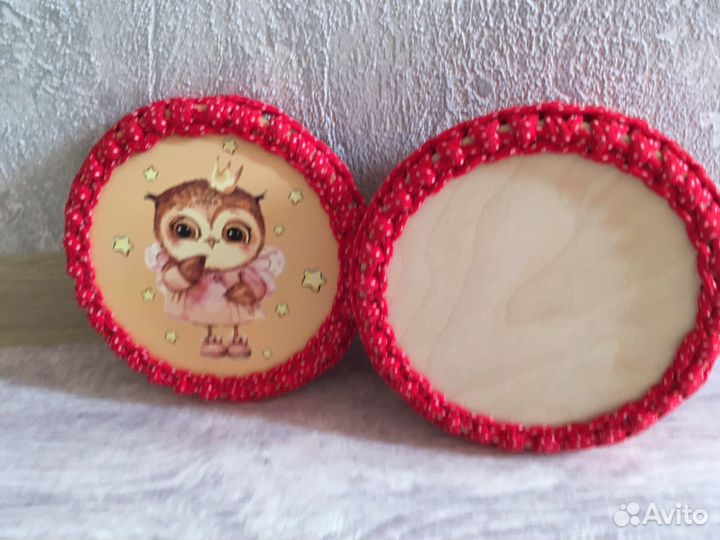 Корзиночка вязаная красная с совой
