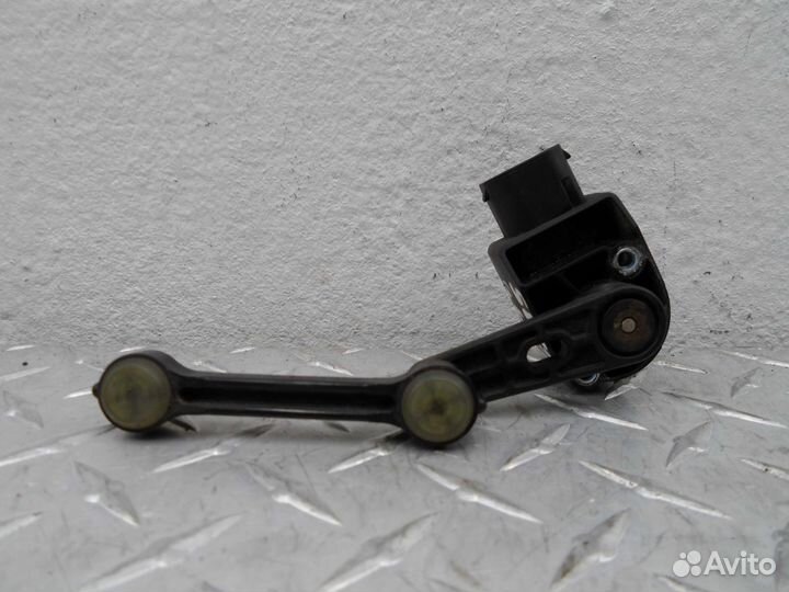 Датчик дорожного просвета Mercedes GLE W166 004542