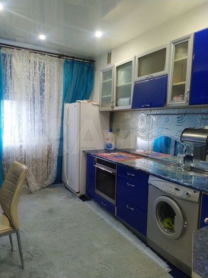 2-к. квартира, 60 м², 3/5 эт.