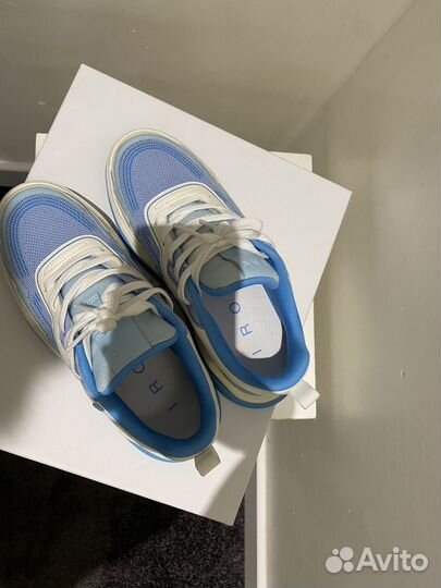 Кроссовки Iro