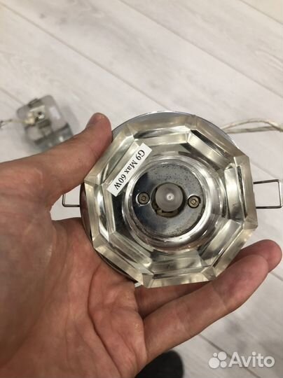 Светильники потолочные встраиваемые