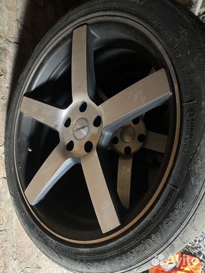 Headway HU901 235/40 R19