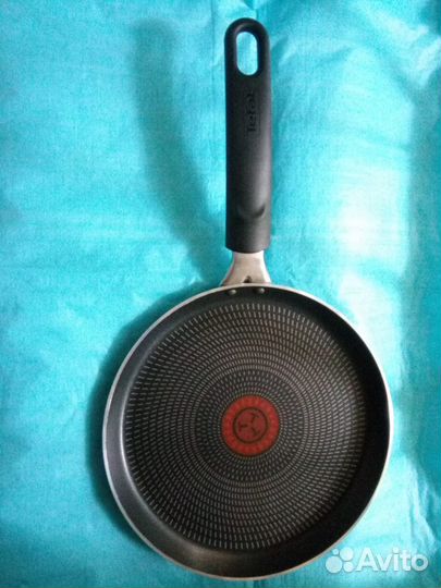 Tefal сковорода блинная 22см