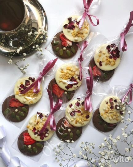 Шоколад ручной работы, подарок