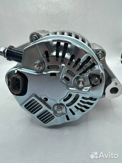 Генератор новый Toyota 1RZ 2RZ 3RZ (3 контакта)