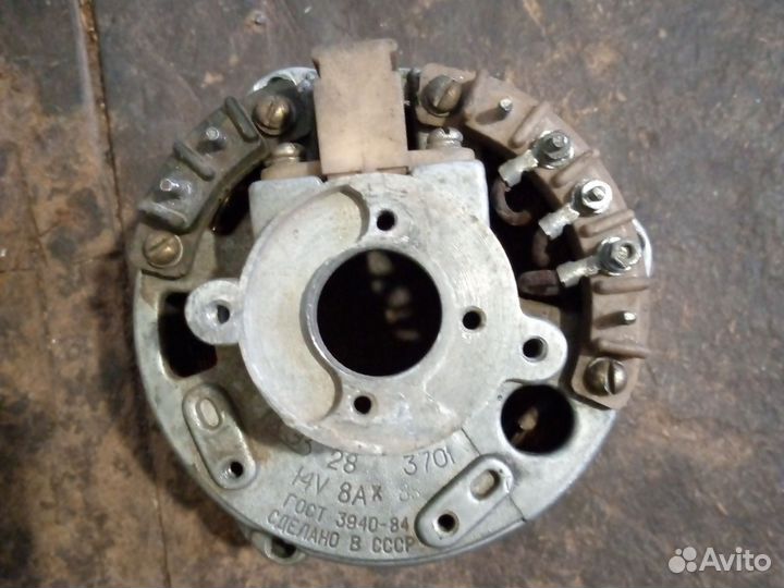 Генератор иж 12 вольт