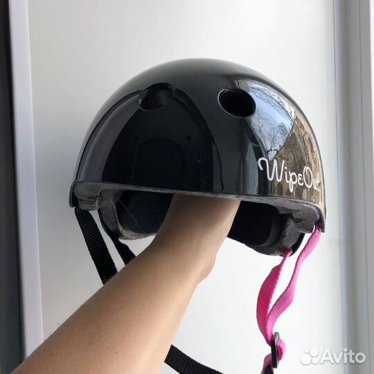 Шлем детский WipeOut Black Bolt 5+