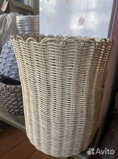 Корзина из ротанга
