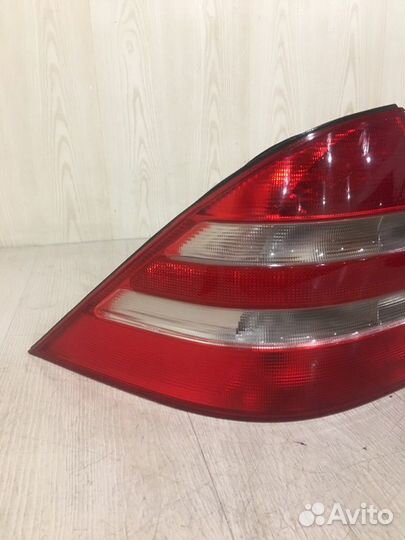 Фонарь задний левый Mercedes Benz S500L W220