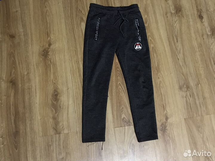 Спортивные штаны