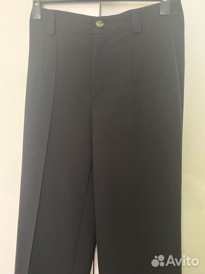Прямые брюки zara со стрелками р.М