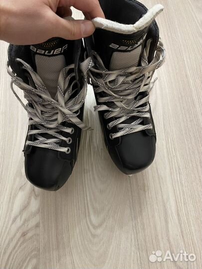 Коньки bauer supreme