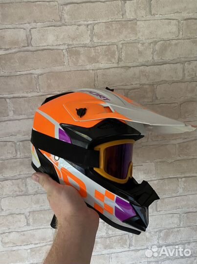 Кроссовый мотошлем