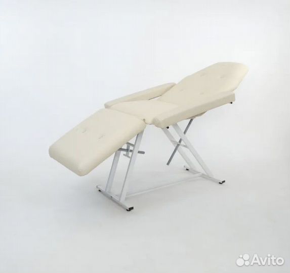 Косметологическая кушетка