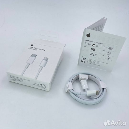 Кабель на iPhone