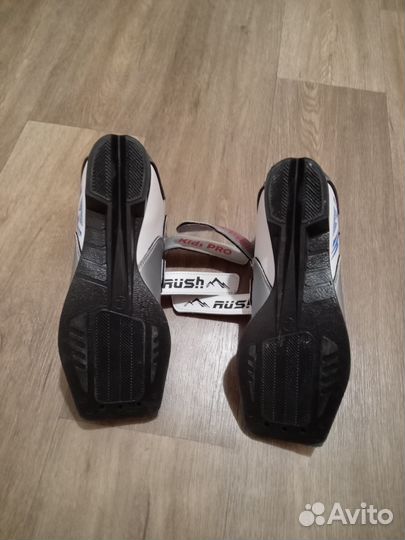 Ботинки лыжные Kids Pro 34 размер