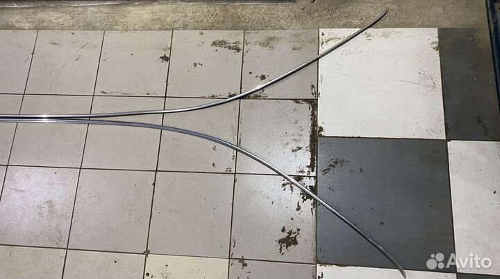 Молдинг крыши левая, правая Audi A6 C5 Avant