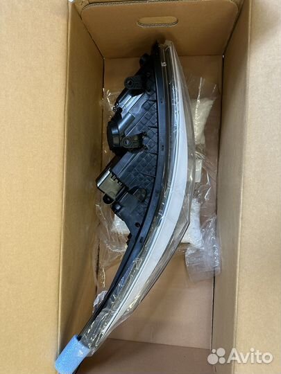 Фара передняя правая Kia Ceed 2012-2018