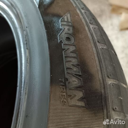 Motomaster SE 235/55 R18 90C