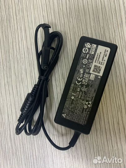 Блок питания для ноутбука Acer 19V 2.37A (45W)