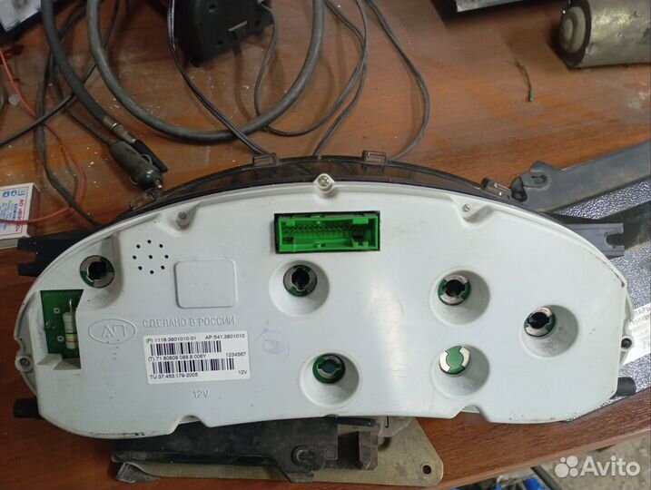 Приборная панель калина