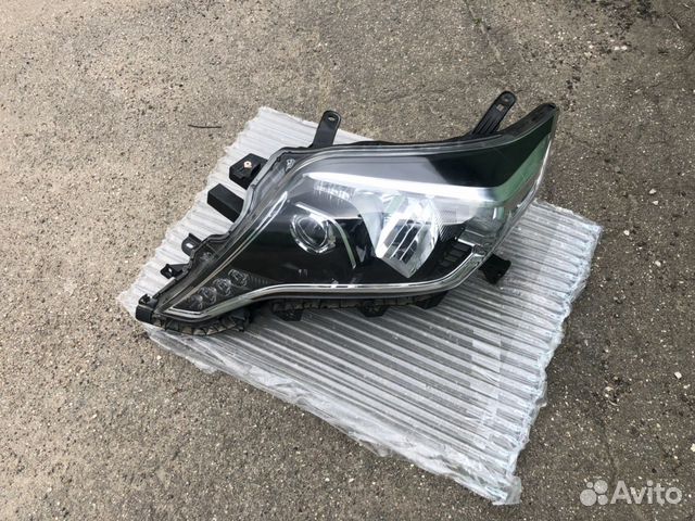 Фара левая Toyota Prado 150 Led рестайлинг 14-17