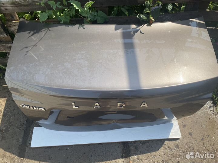 Крышка багажника granta fl седан кориандр 790