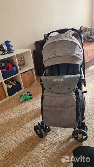 Детская коляска прогулочная, с перекидной ручкой