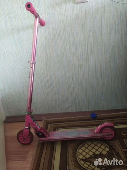 Отдам самокат до 6 лет
