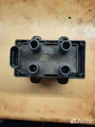 Катушка зажигания renault Logan