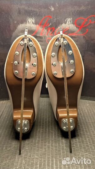 Коньки фигурные Jackson Artiste 1791 1 1/2C