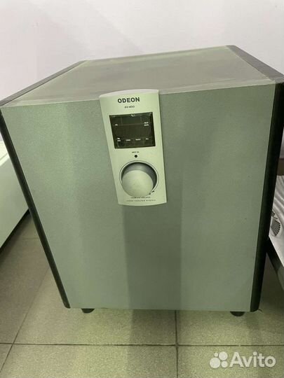 Сабвуфер с колонками