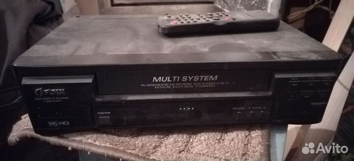 Видеомагнитофон