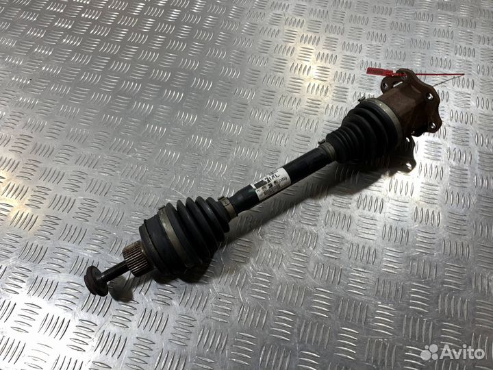 Полуось передняя Audi A5 8T рест. 2013 8K0407271AL