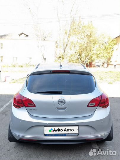 Opel Astra 1.6 МТ, 2013, 61 000 км