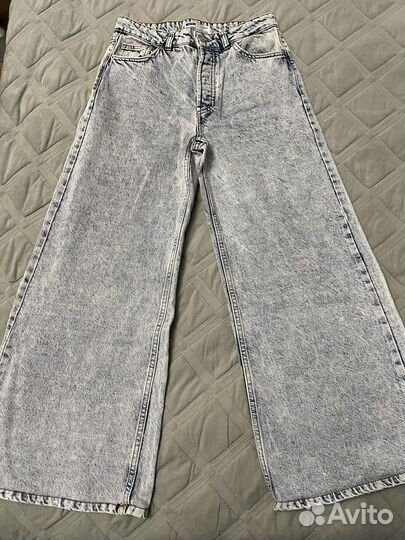 Джинсы