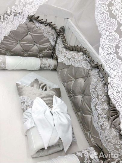 Новый комплект в кроватку
