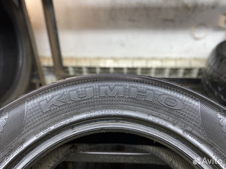 Kumho I'Zen RV Asymmetric 235/65 R17 108H