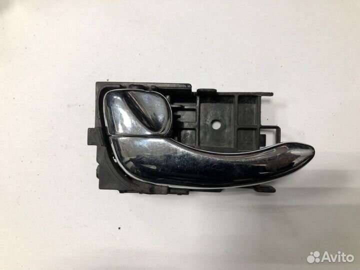 Ручка двери внутренняя передняя правая Nissan