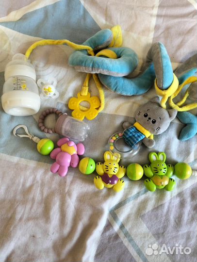 Мобиль деревянный