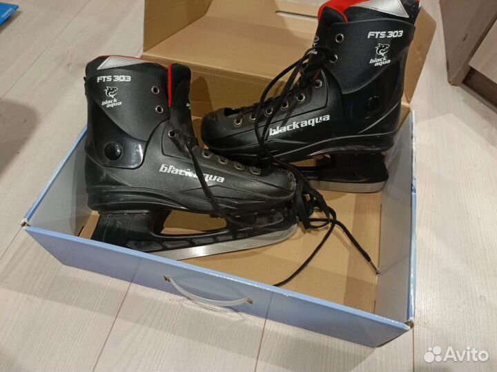 Коньки black aqua