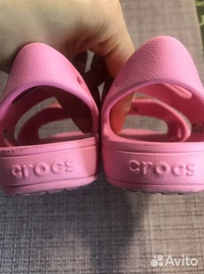 Сандали crocs для девочки