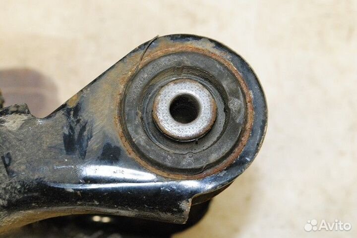 Рычаг задний правый Honda Accord 9