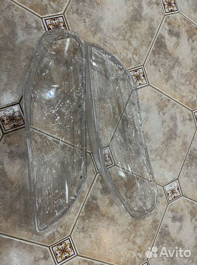 Стекла фар правое левое Volvo s80 II XC70