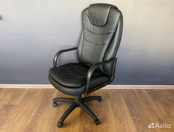 Офисное кресло новое