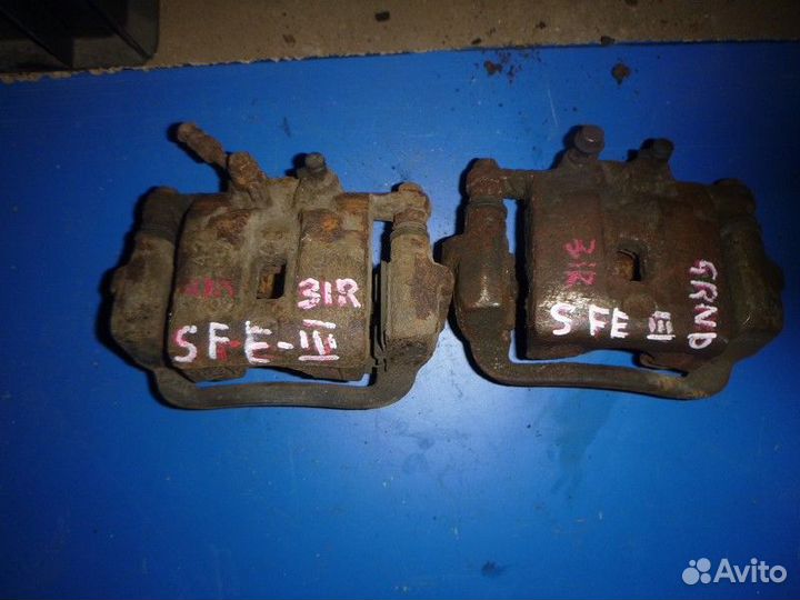 Суппорт задний правый hyundai santa FE 2012