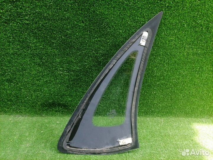 Стекло двери (форточка) заднее левое LADA Granta