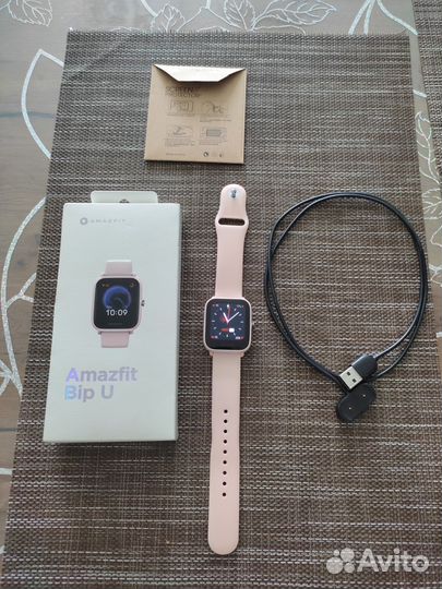 Смарт-часы Amazfit Bip U