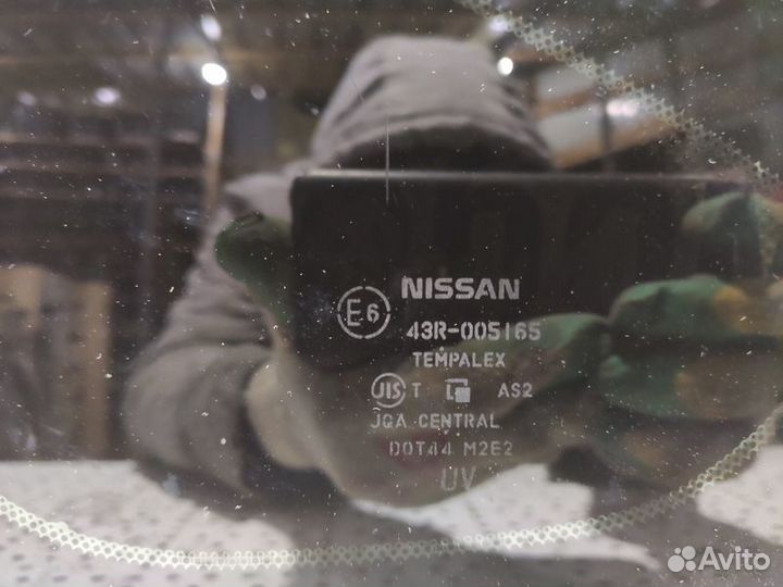 Стекло глухое заднее левое Nissan Almera G15 1.6 k