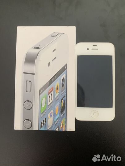 Продам Apple iPhone 4S в белом цвете